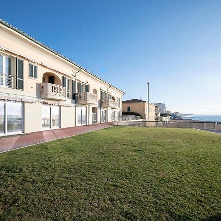 Suite Vista Mare San Vincenzo Esterno foto